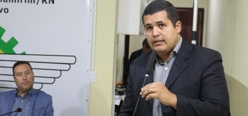 Paulão Jr. anuncia rompimento com a base aliada