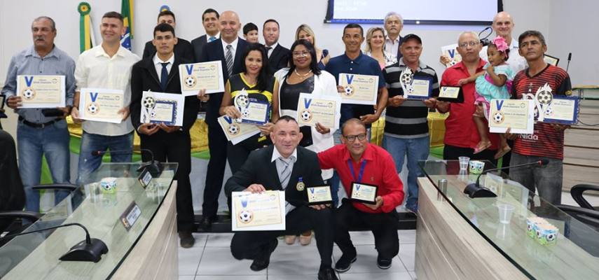 Câmara homenageia esportistas com Comenda Mérito Desportivo