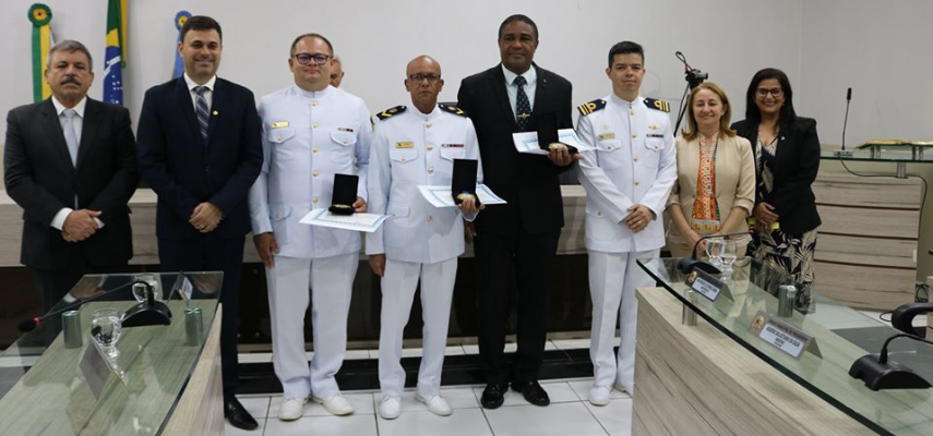 Marinheiros são homenageados pela Câmara de Parnamirim