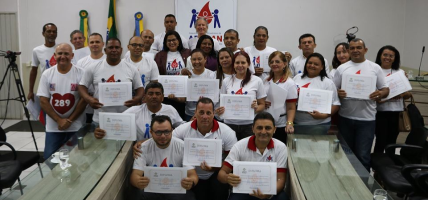 Câmara de Parnamirim homenageia doadores de sangue