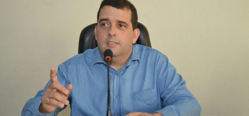 Emenda determina atribuições de órgãos municipais sobre cumprimento de lei para terrenos abandonados em Parnamirim