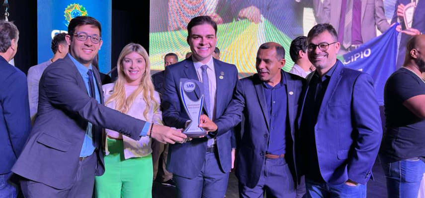 Projeto do vereador Dr. César Maia recebe Troféu Destaque Nacional UVB 2023