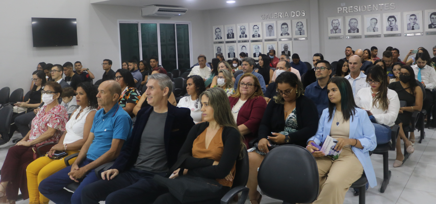 Sessão Solene homenageia a FEKAEN por seus 27 anos 