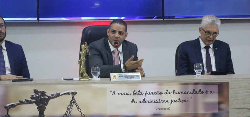 Presidente Wolney França anuncia a elaboração de coletânea de leis municipais