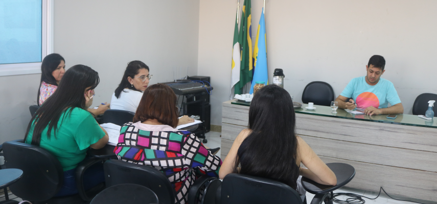 Frente Parlamentar em Defesa da Criança e do Adolescente se reuniu para planejar ações do Agosto Verde