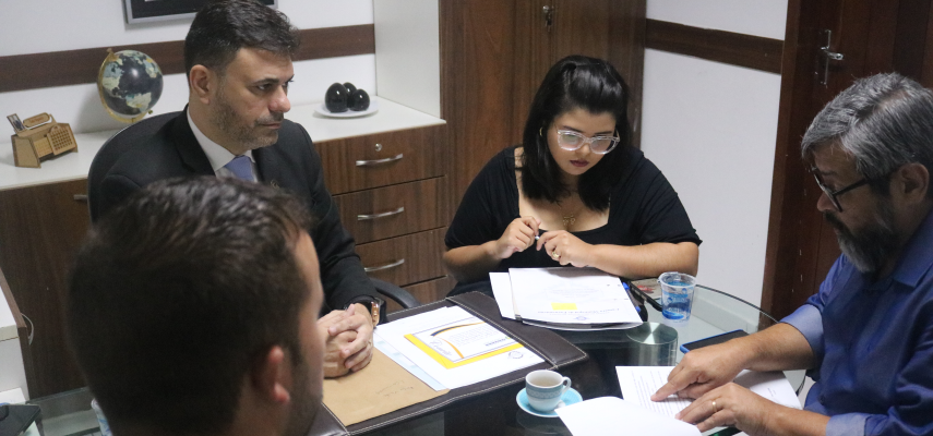 Comissão de Desenvolvimento Urbano recebe Secretário da SEMUR