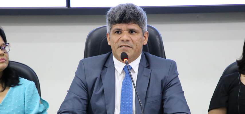 CMEI Maria do Socorro recebe homenagem na Câmara de Parnamirim 