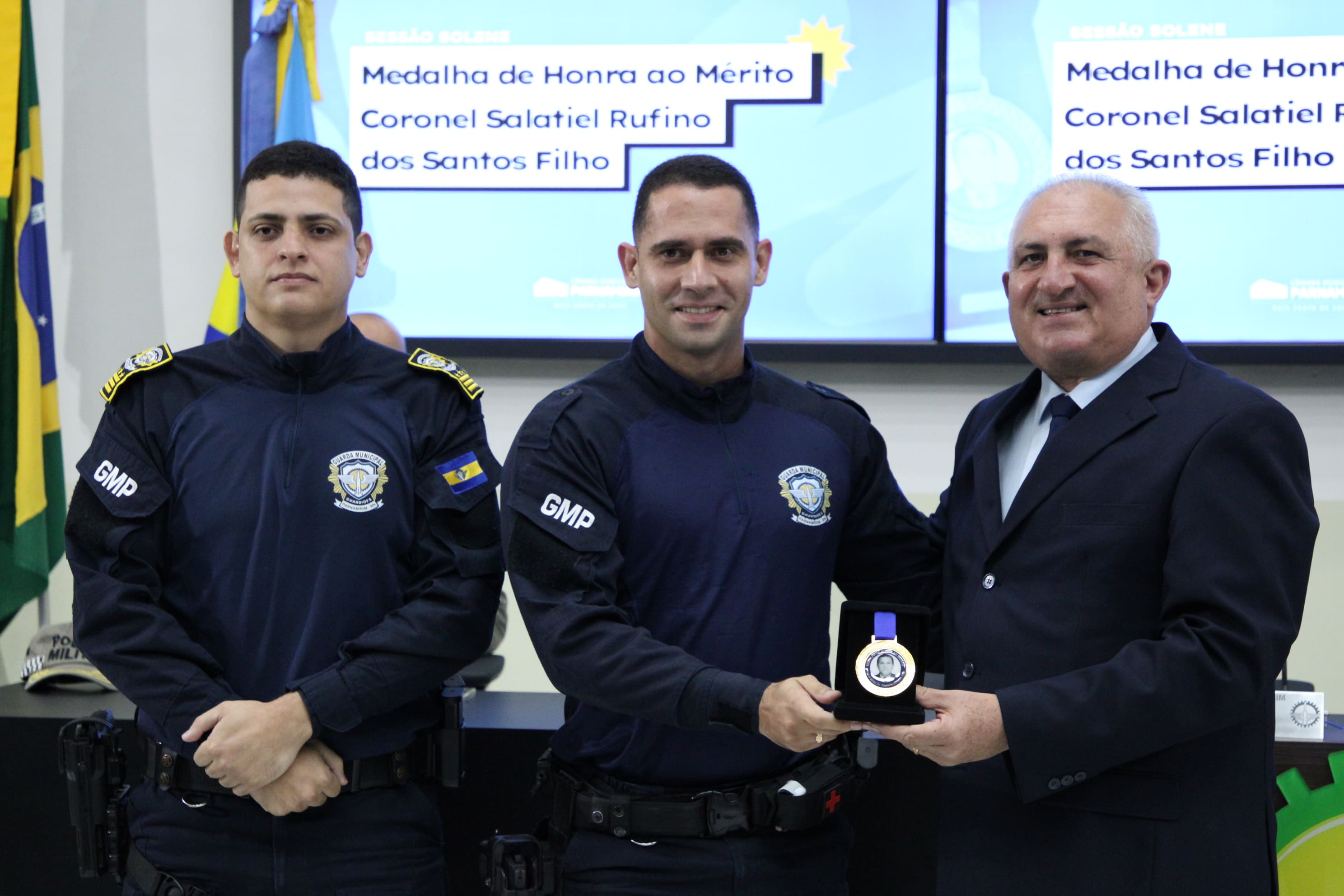 Legislativo homenageia Profissionais da Segurança Pública com Medalha de Honra ao Mérito