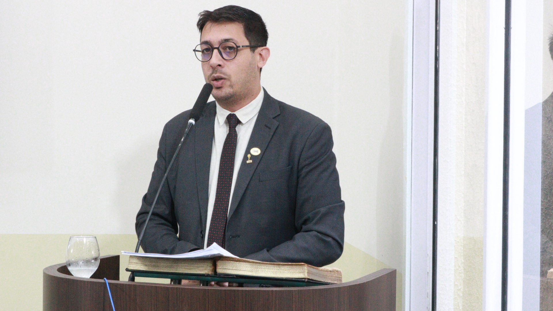 Câmara de Parnamirim realiza solenidade em homenagem ao Dia do Padre