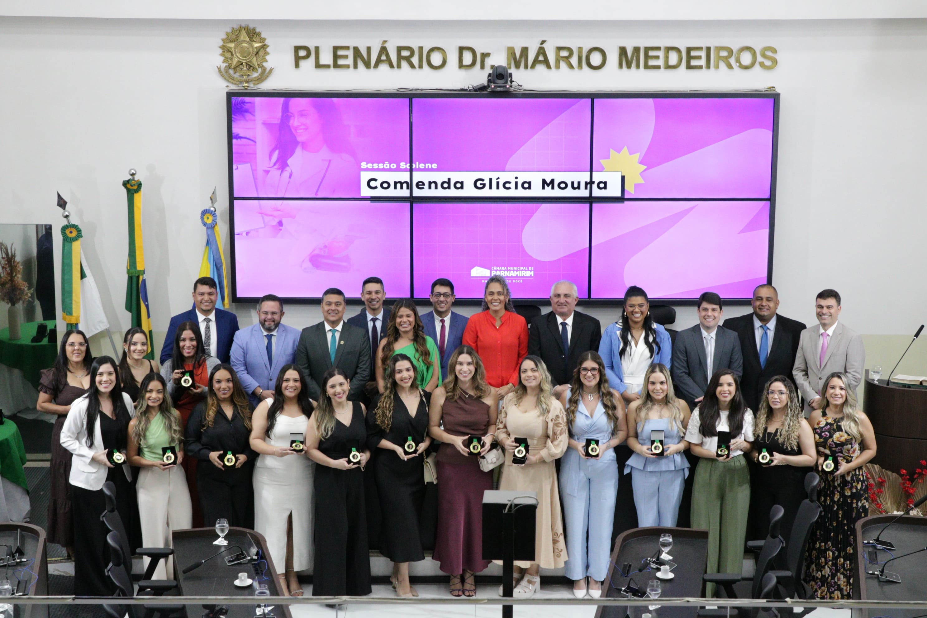 Nutricionistas recebem Comenda de Honra em sessão solene na Câmara de Parnamirim