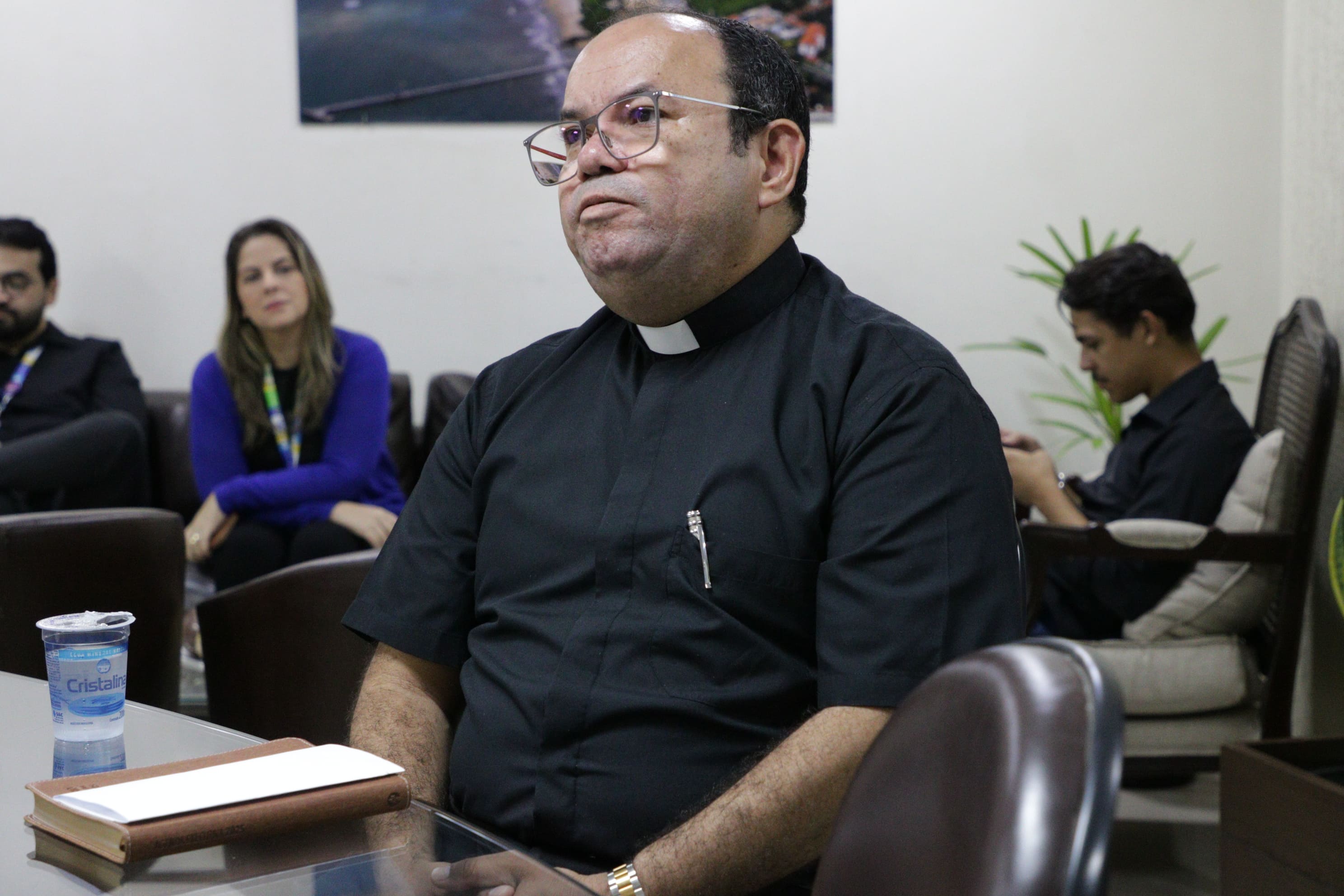 Câmara recebe visita do Padre Paulo Henrique, novo pároco da Paróquia Nossa Senhora de Fátima