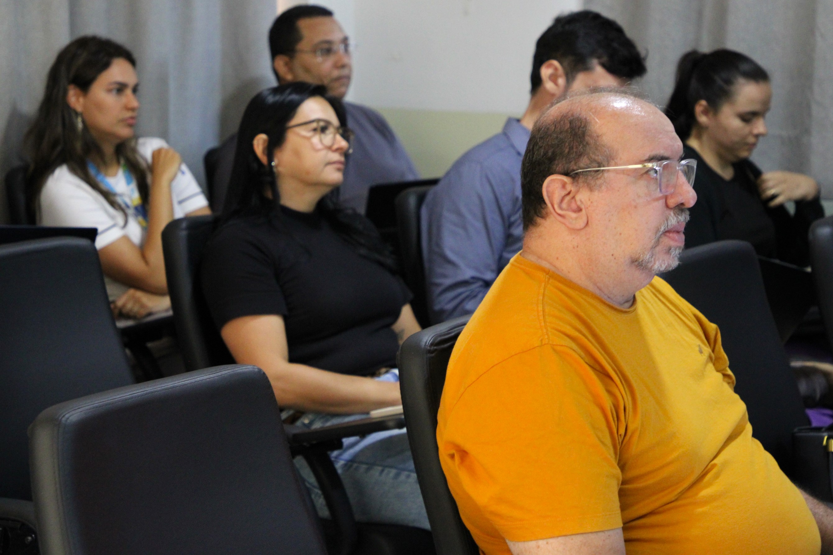 Escola do Legislativo promove Workshop educativo sobre Maio Laranja