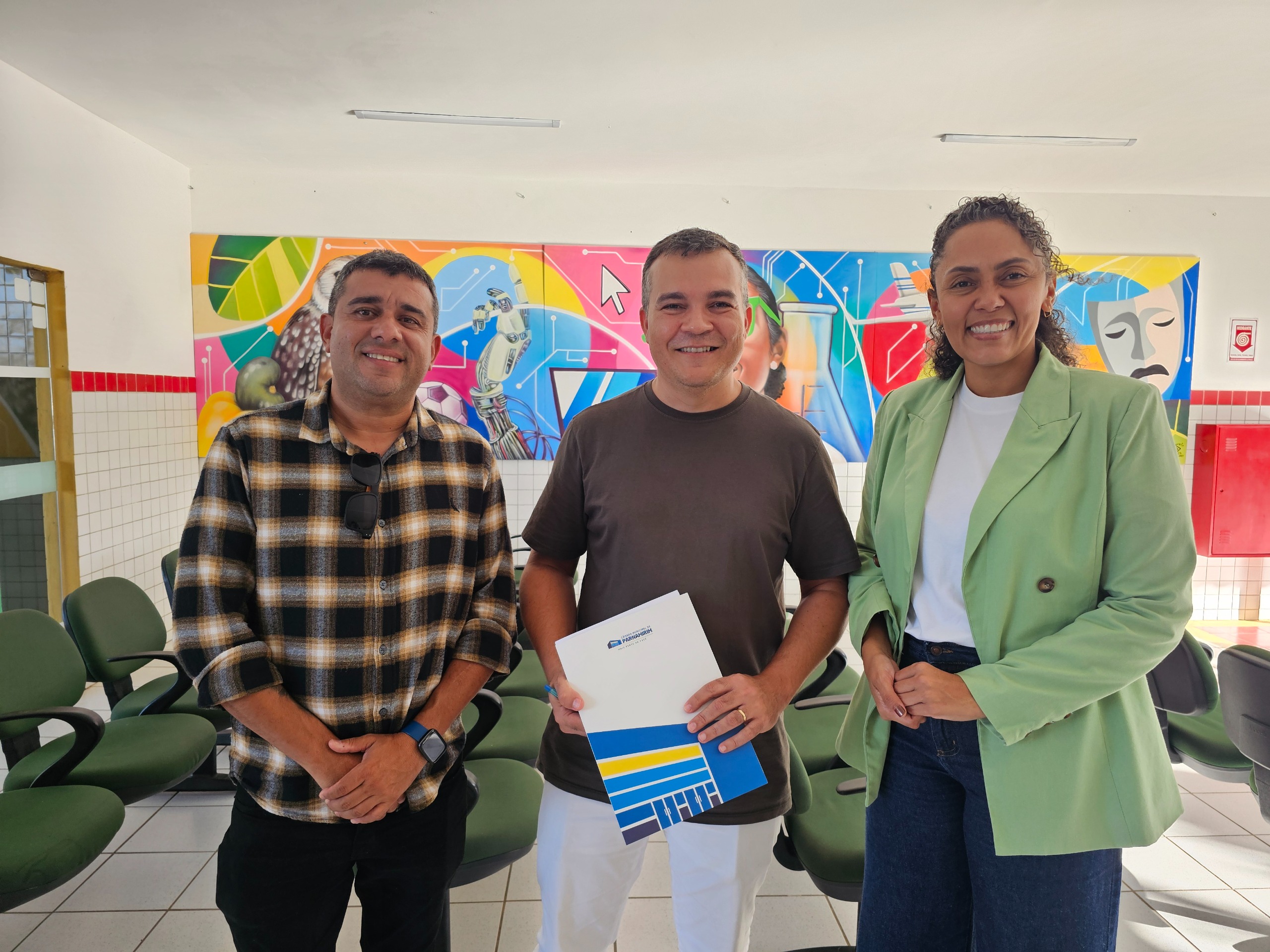 Câmara Municipal realiza entrega de resíduos eletrônicos ao IFRN de Parnamirim