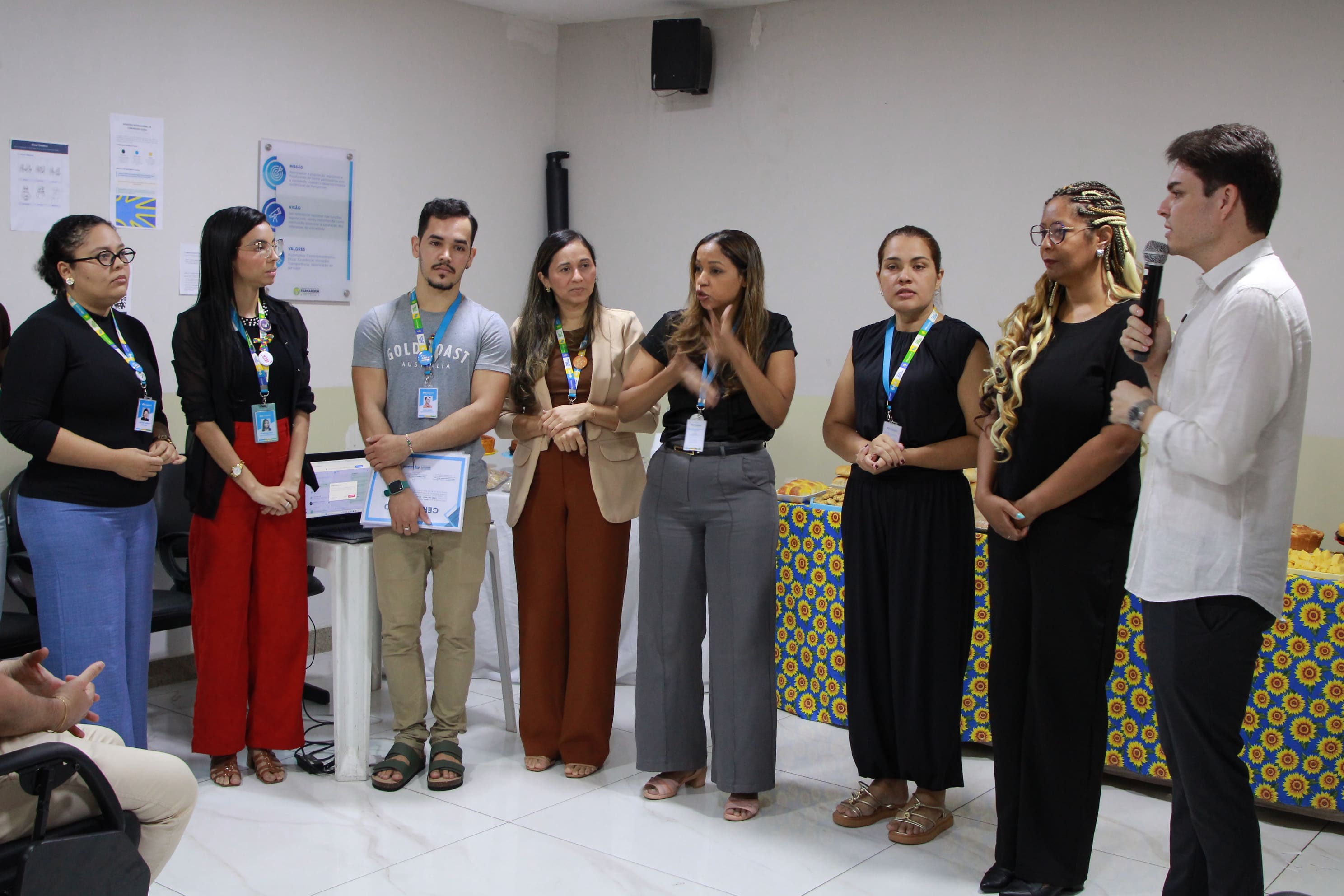 Escola do Legislativo faz encerramento do curso de Libras