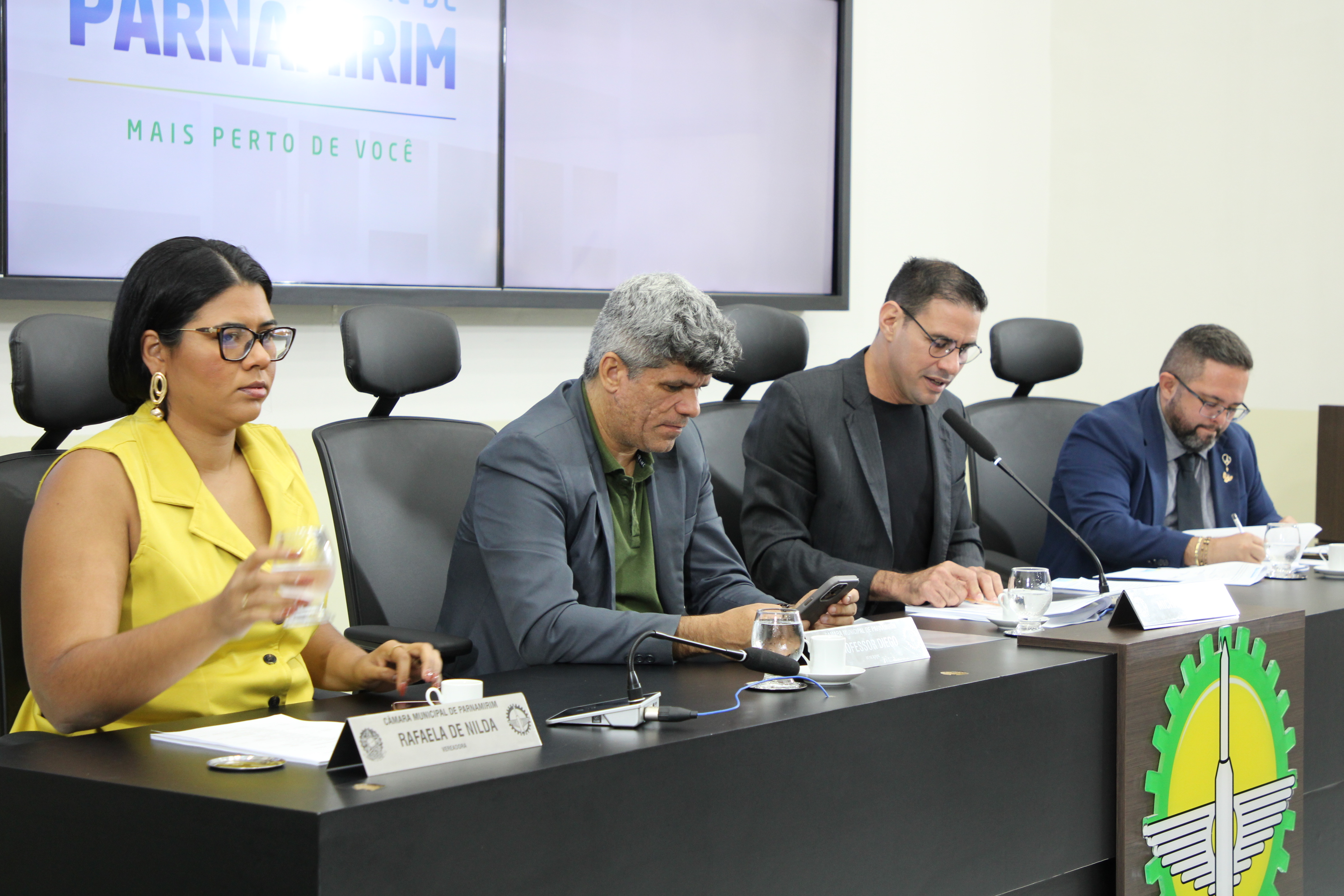 Comissão de Constituição debate pareceres da LDO 2027