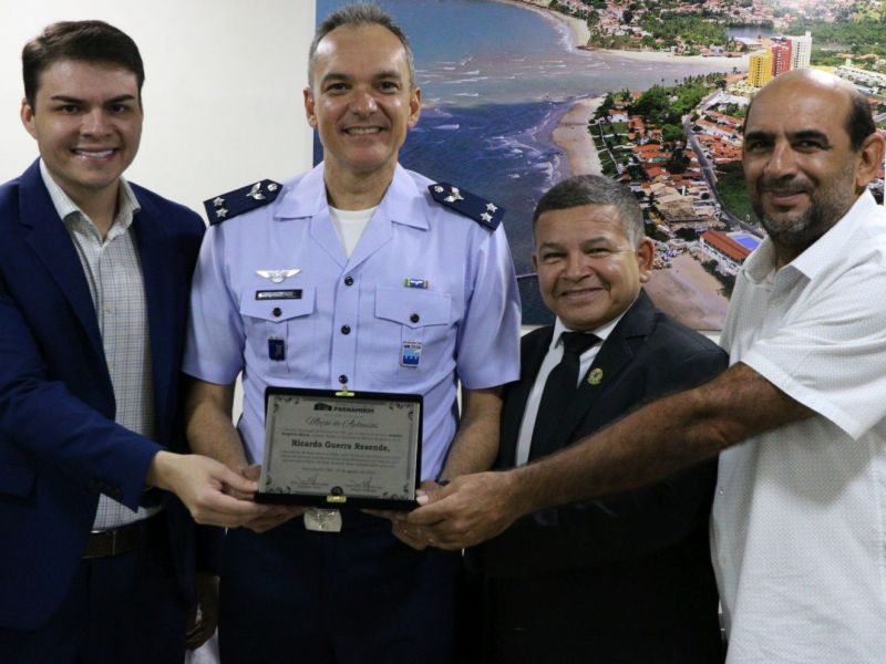 14.08.2025 | Moção de aplausos ao comandante da Base Aérea