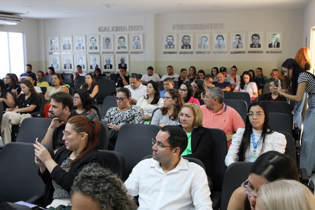 29/01/2025 - Curso sobre o regimento interno da Câmara - Foto 10