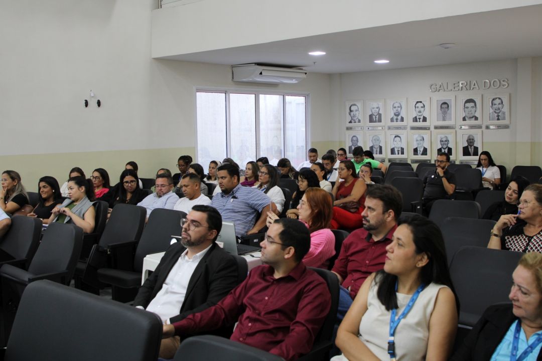 30/01/2025 - Curso sobre o regimento interno da Câmara - 2º dia - Foto 1