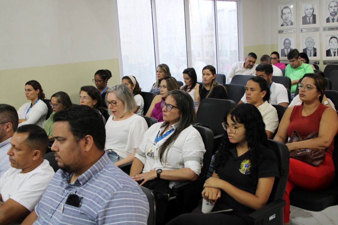 30/01/2025 - Curso sobre o regimento interno da Câmara - 2º dia - Foto 5
