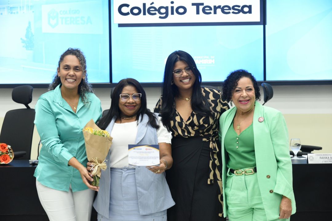 25/04/2025 - Sessão Solene - Colégio Teresa - Foto 12