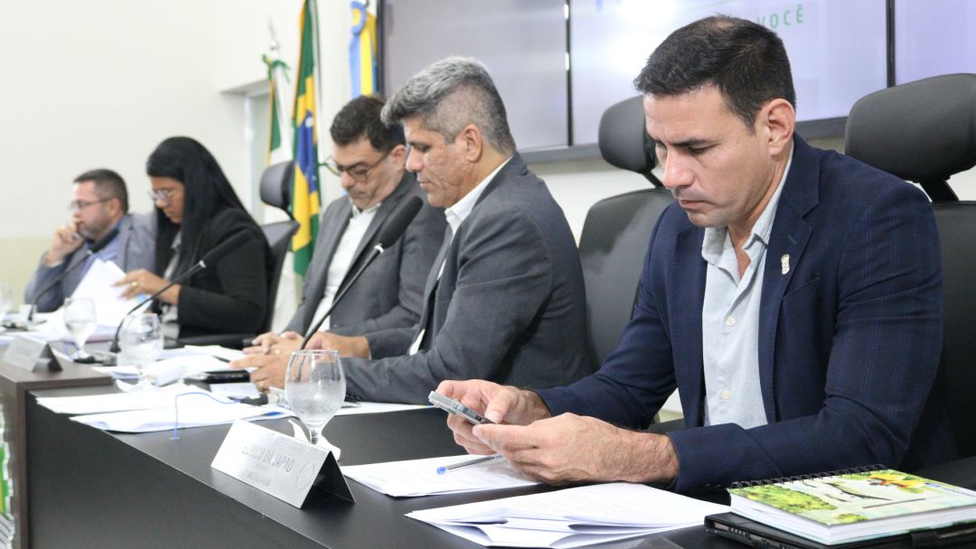 19/05/2025 - 6ª reunião da Comissão Permanente de Constituição, Legislação e Redação Final (CCJ) - Foto 8