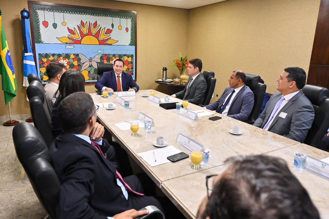 09/07/2025 - Entrega de Título de Cidadão Parnamirinense ao deputado Ezequiel Ferreira - Foto 12