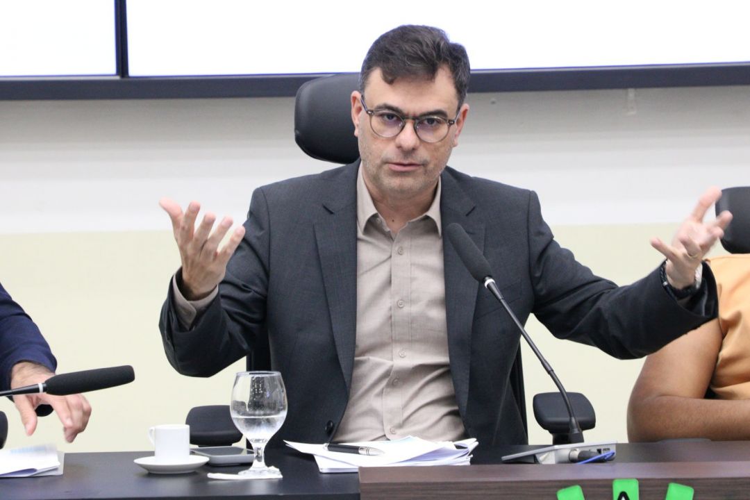14/07/2025 - 9ª Reunião da Comissão Permanente de Constituição, Legislação e Redação Final (CCJ) - Foto 21