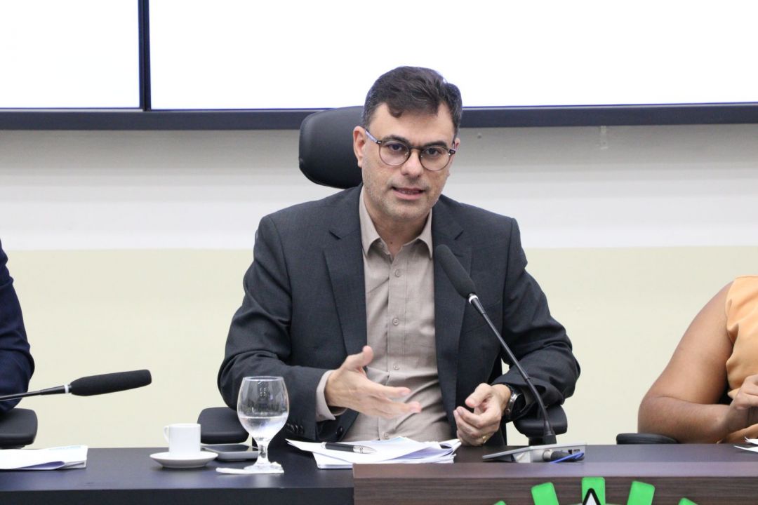 14/07/2025 - 9ª Reunião da Comissão Permanente de Constituição, Legislação e Redação Final (CCJ) - Foto 22