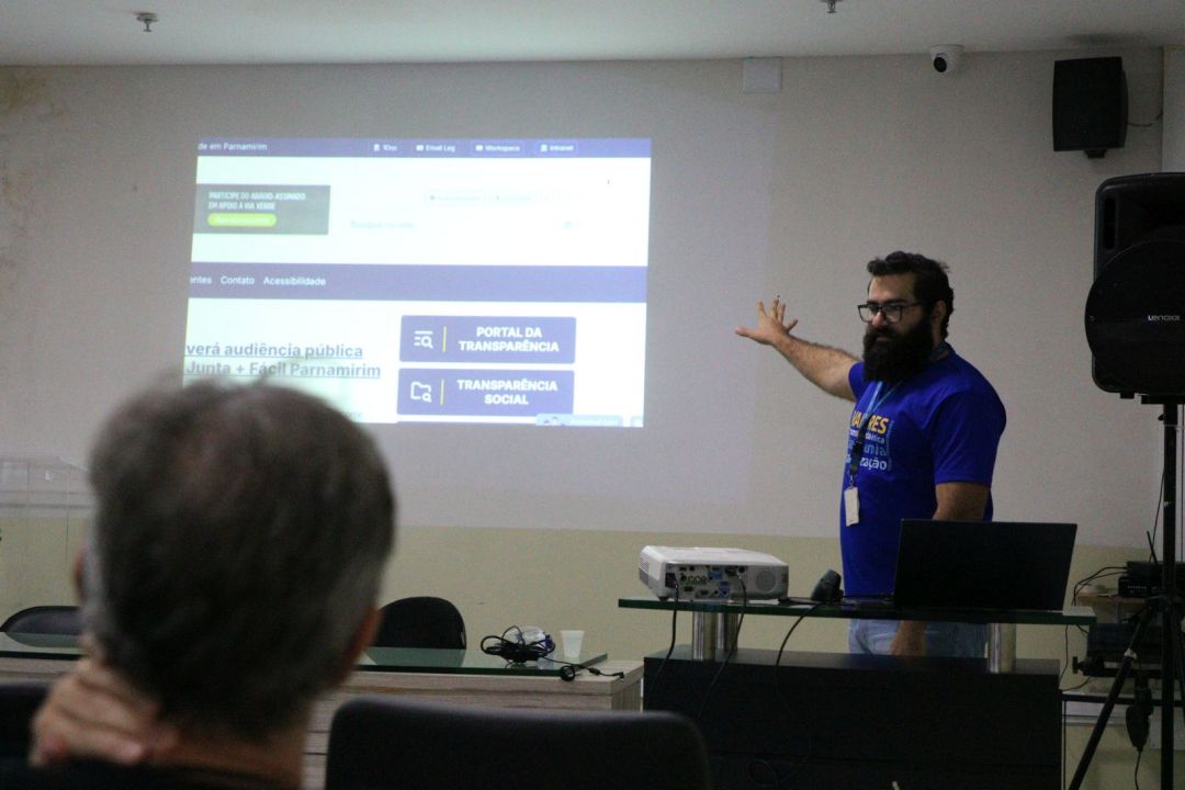 13.08.2025 | Treinamento para servidores da Sala do Cidadão - Foto 12