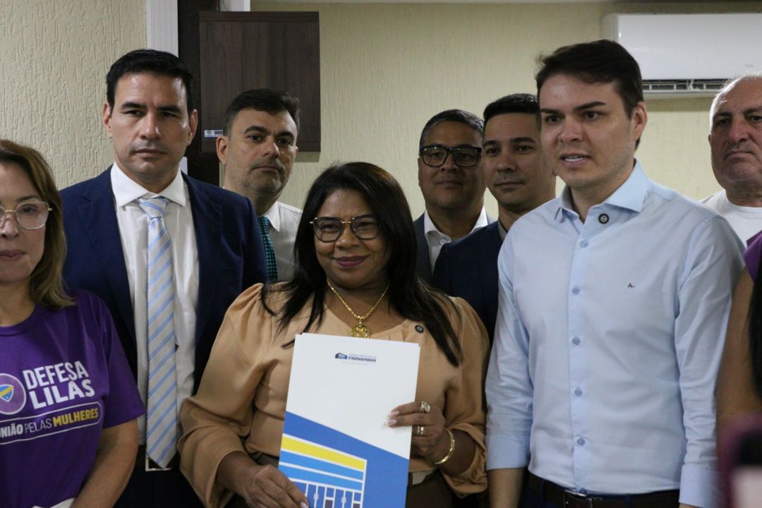 14.08.2025 | Visita da prefeita à Câmara Municipal - Foto 2