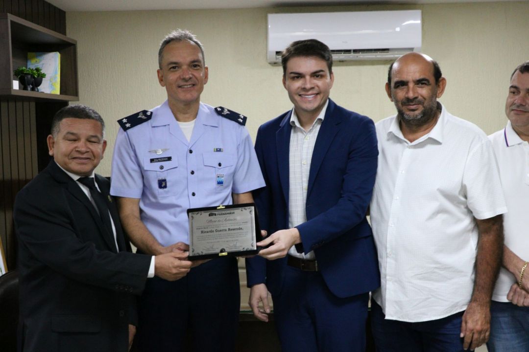 14.08.2025 | Moção de aplausos ao comandante da Base Aérea - Foto 1