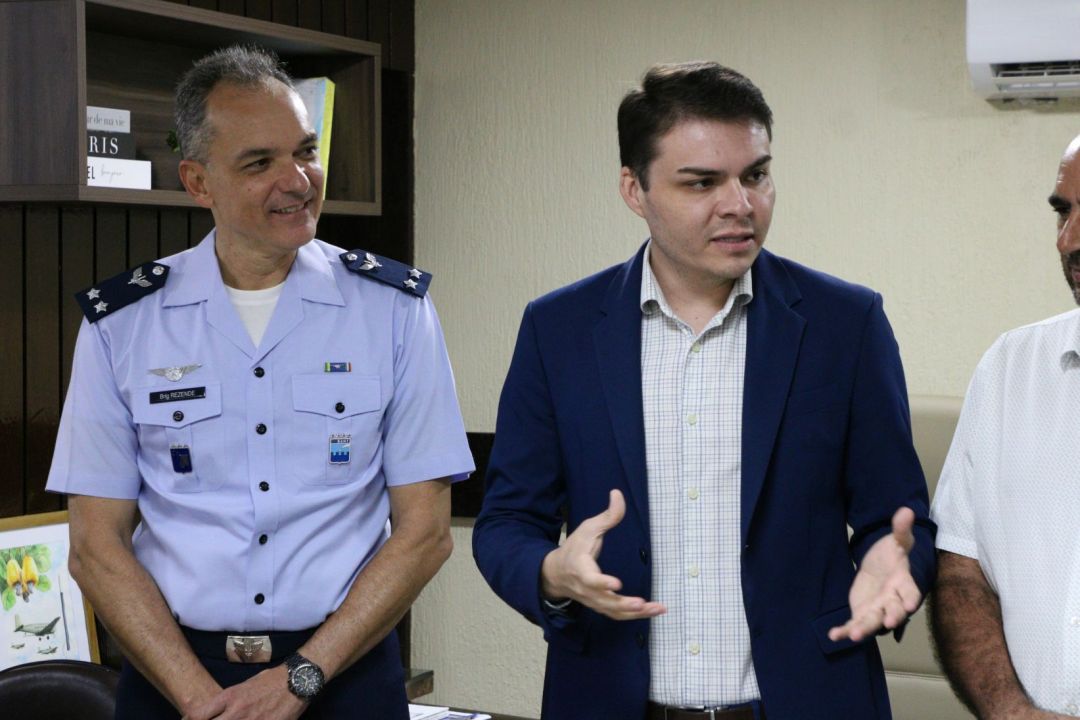 14.08.2025 | Moção de aplausos ao comandante da Base Aérea - Foto 3