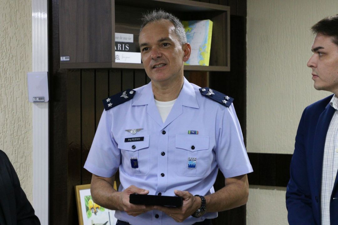 14.08.2025 | Moção de aplausos ao comandante da Base Aérea - Foto 5
