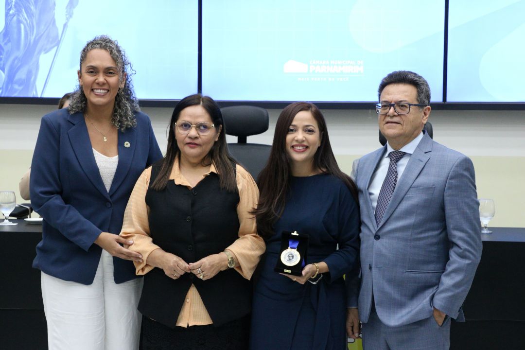 18.08.2025 | Sessão Solene - Comenda Benedita Fernandes Saraiva - Foto 19