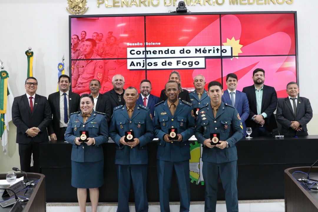 20.08.2025 | Sessão Solene Comenda do Mérito Anjos de Fogo - Foto 39
