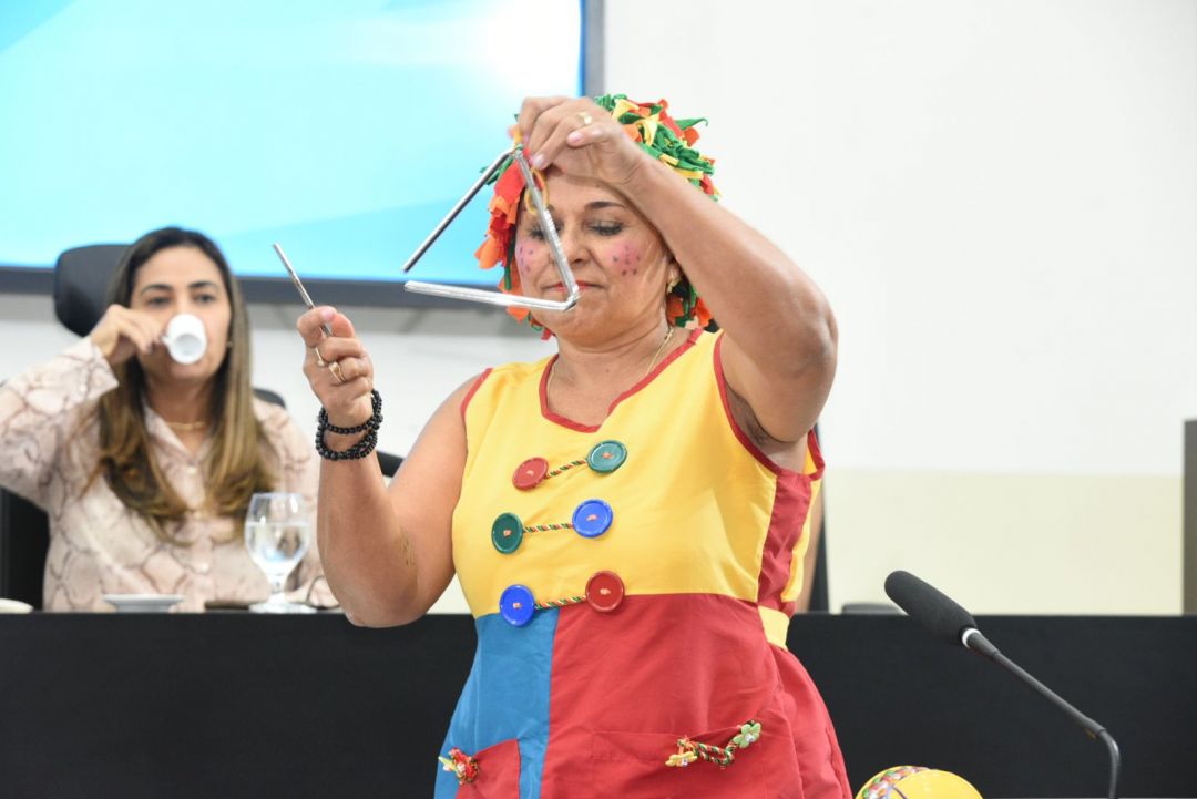 26.08.2025 | Sessão solene em homenagem à educação infantil - Foto 11