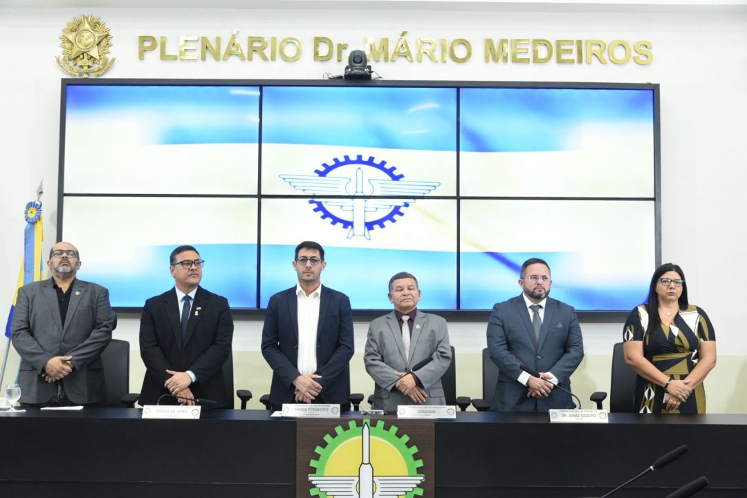 27.08.2025 | Sessão solene em homenagem aos corretores de imóveis - Foto 13