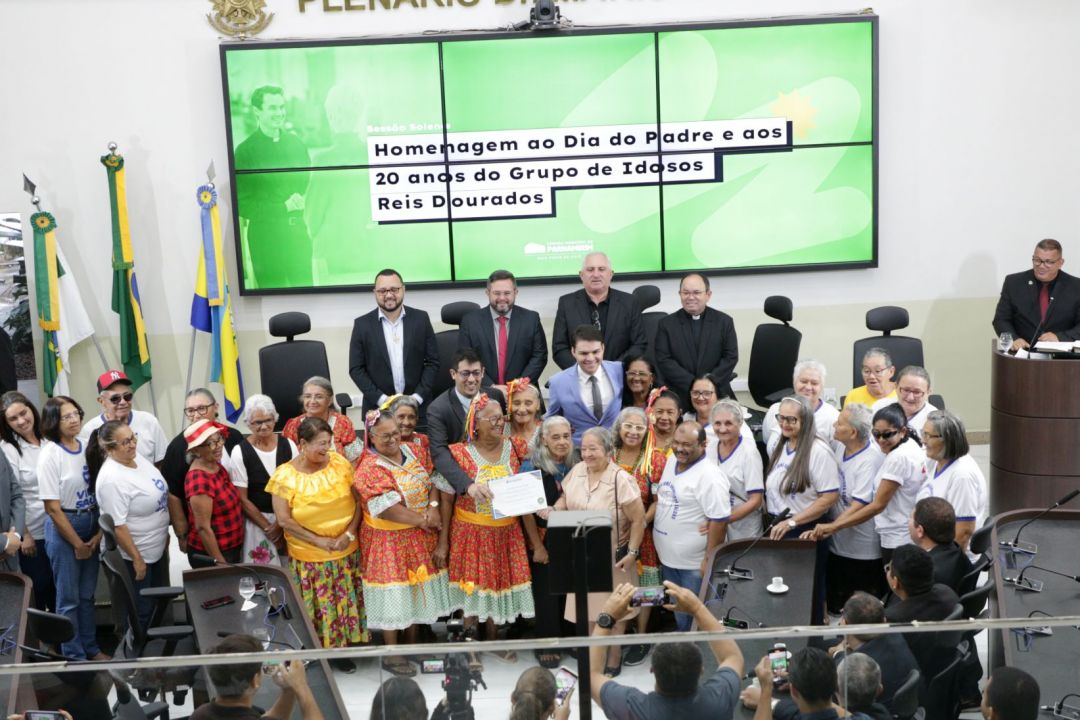 29.08.2025 | Sessão solene em homenagem ao Dia do Padre (04/08) - Foto 11