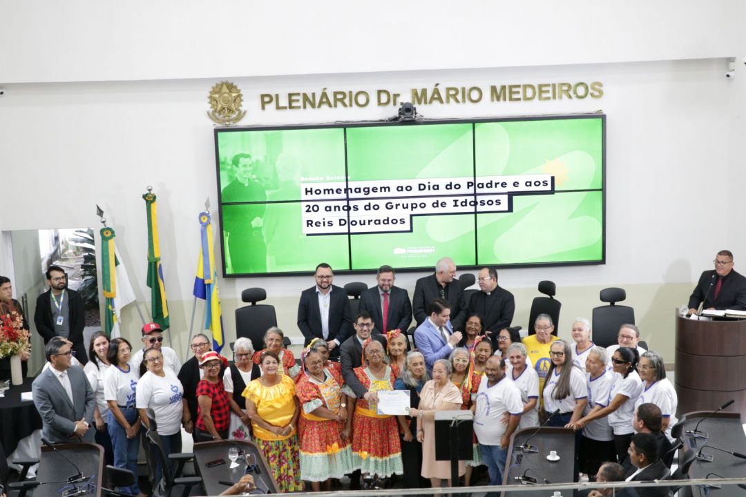 29.08.2025 | Sessão solene em homenagem ao Dia do Padre (04/08) - Foto 12