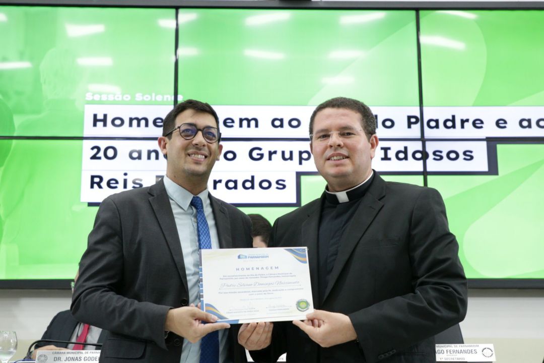 29.08.2025 | Sessão solene em homenagem ao Dia do Padre (04/08) - Foto 21