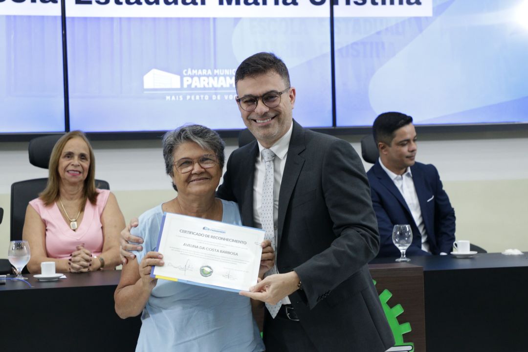 05.09.2025 | Sessão solene 60 anos da escola Maria Cristina - Foto 9