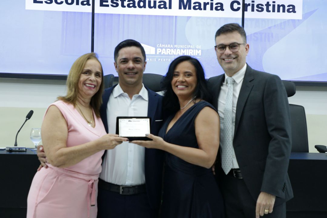 05.09.2025 | Sessão solene 60 anos da escola Maria Cristina - Foto 18