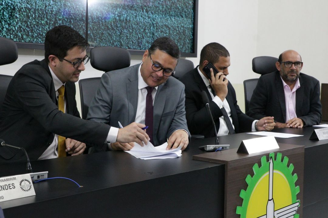 10.09.2025 | 3ª reunião da Comissão de Finanças - Foto 6