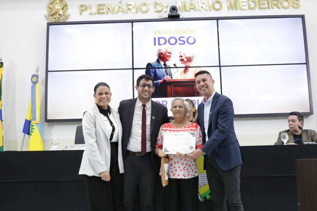 28.09.2025 | Sessão solene Vereador Idoso Por Um Dia - Foto 15