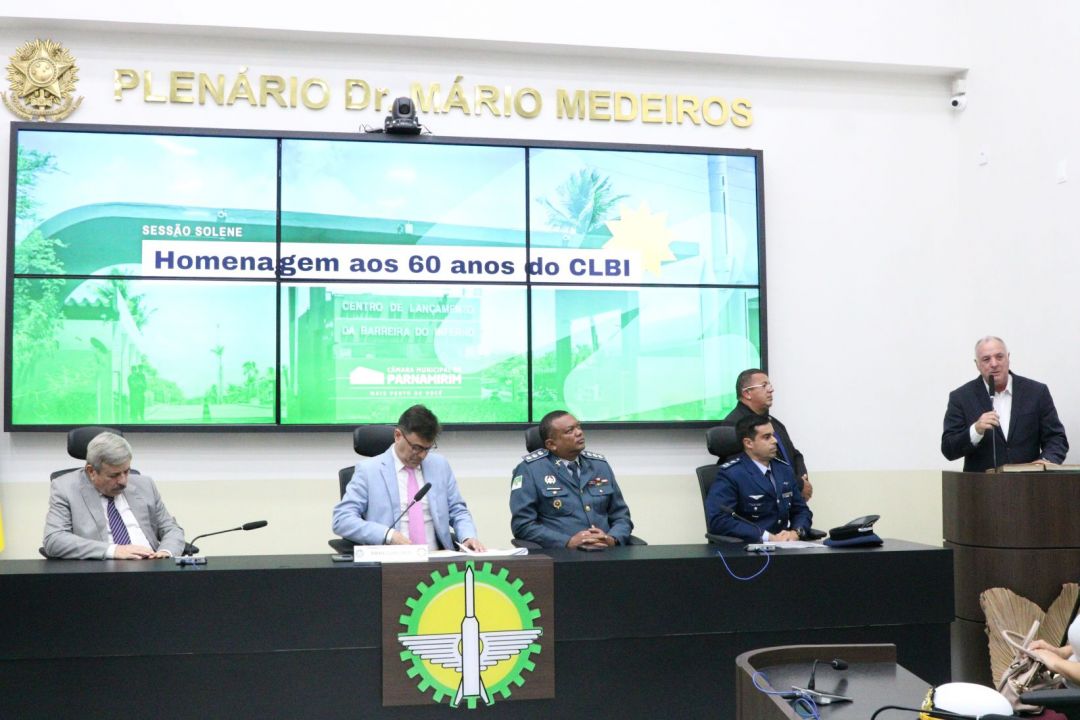 08.10.2025 | Sessão solene dos 60 anos do CLBI - Foto 15