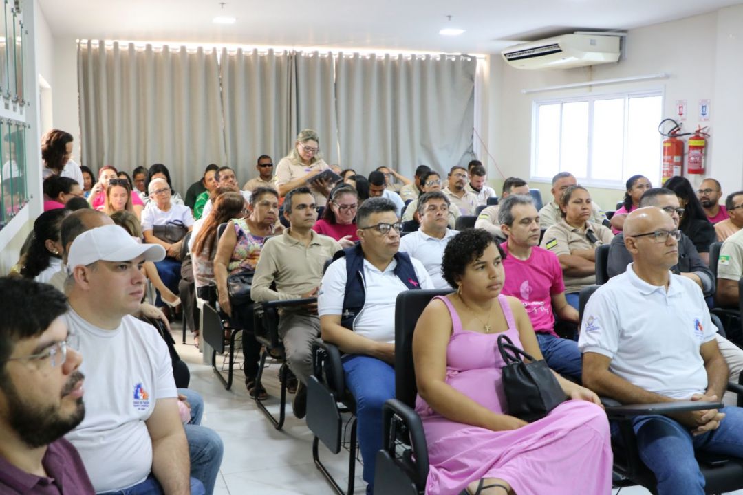 10.10.2025 | Sessão Solene - Comenda Julieta Azevedo e Tiago Ponciano - Foto 2
