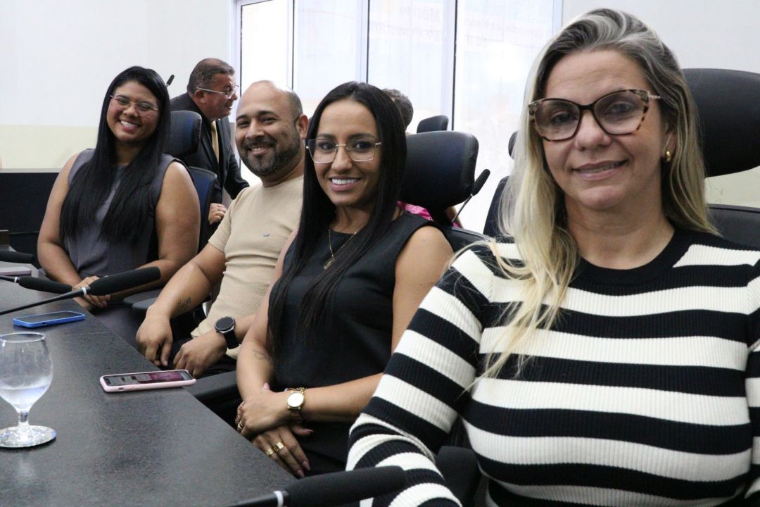 10.10.2025 | Sessão Solene - Comenda Julieta Azevedo e Tiago Ponciano - Foto 40