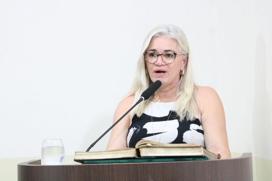 10.10.2025 | Sessão Solene - Comenda Julieta Azevedo e Tiago Ponciano - Foto 122
