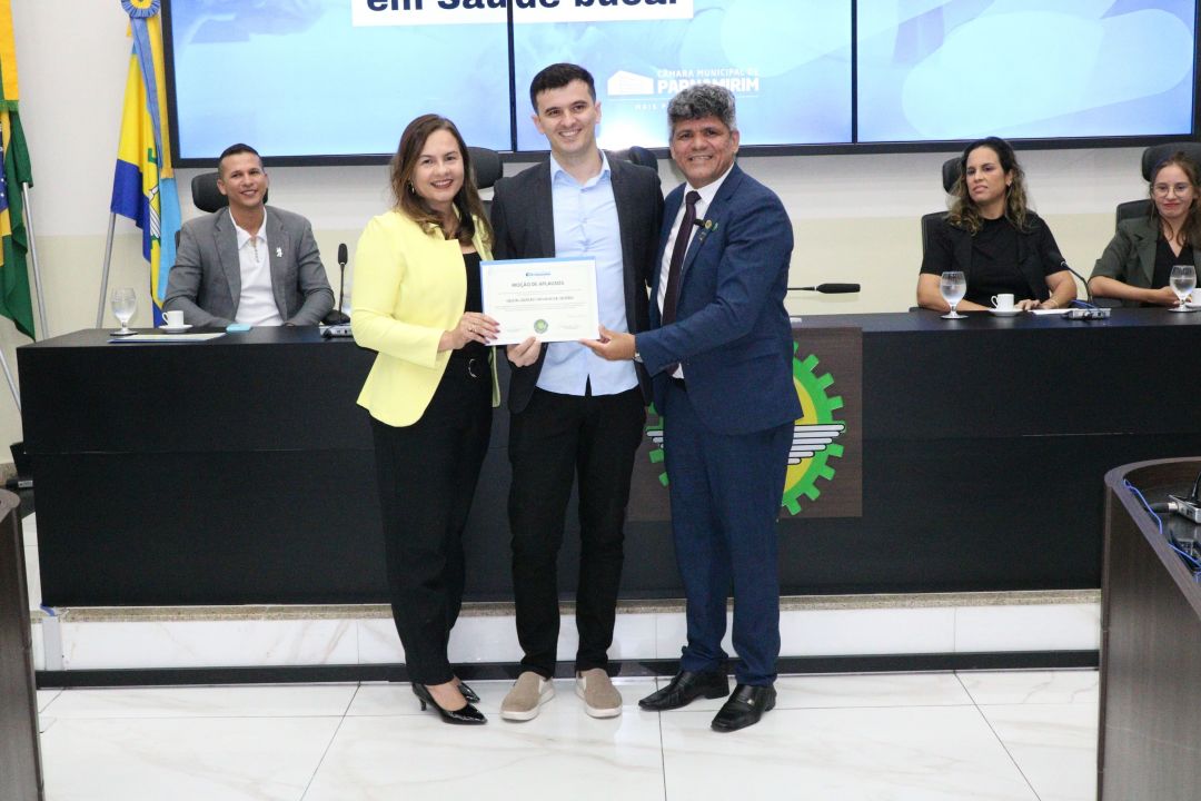 28.08.2025 | Sessão Solene Homenagem aos Profissionais de Odontologia - Foto 8