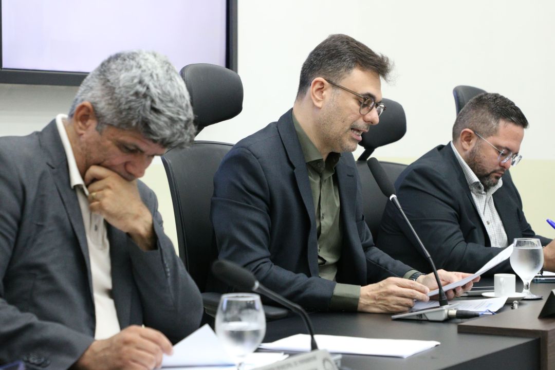 10.11.25 | 17ª Reunião de Constituição e Justiça - Foto 12